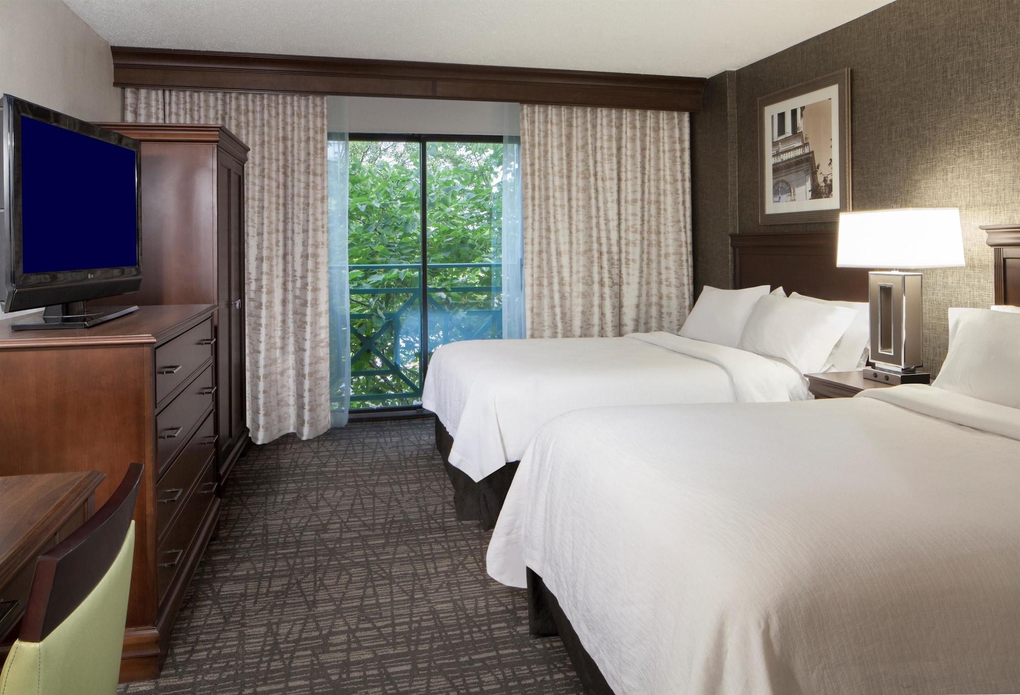 Embassy Suites By Hilton Philadelphia Airport Exterior foto