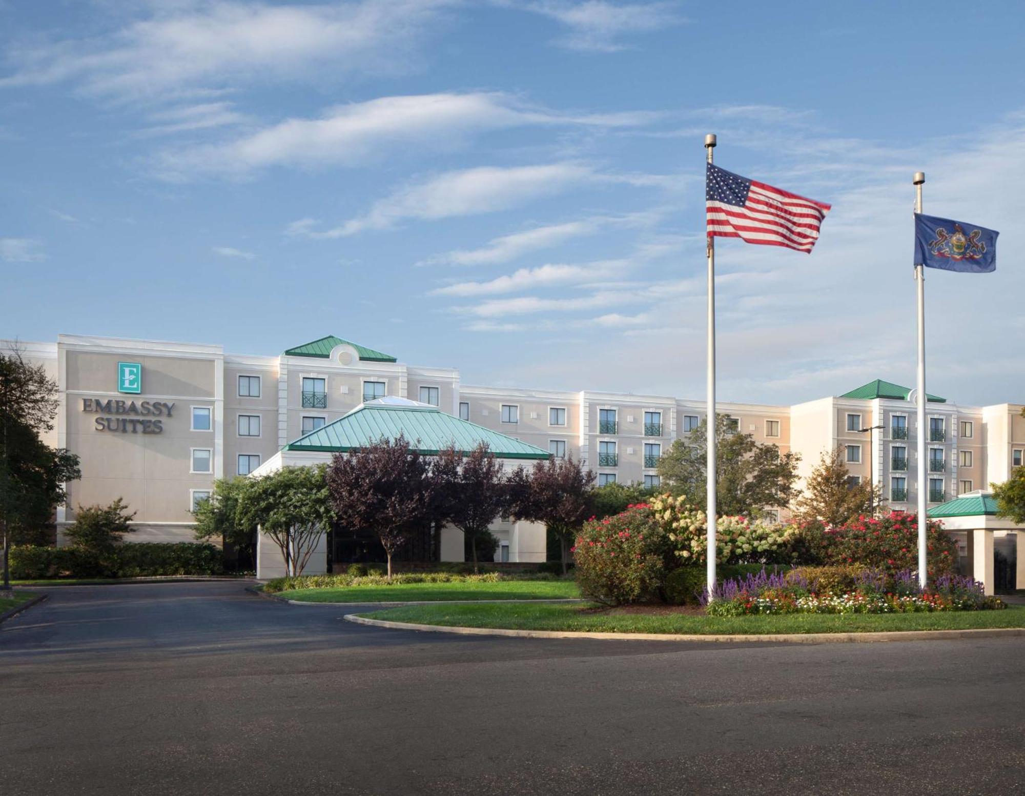 Embassy Suites By Hilton Philadelphia Airport Exterior foto