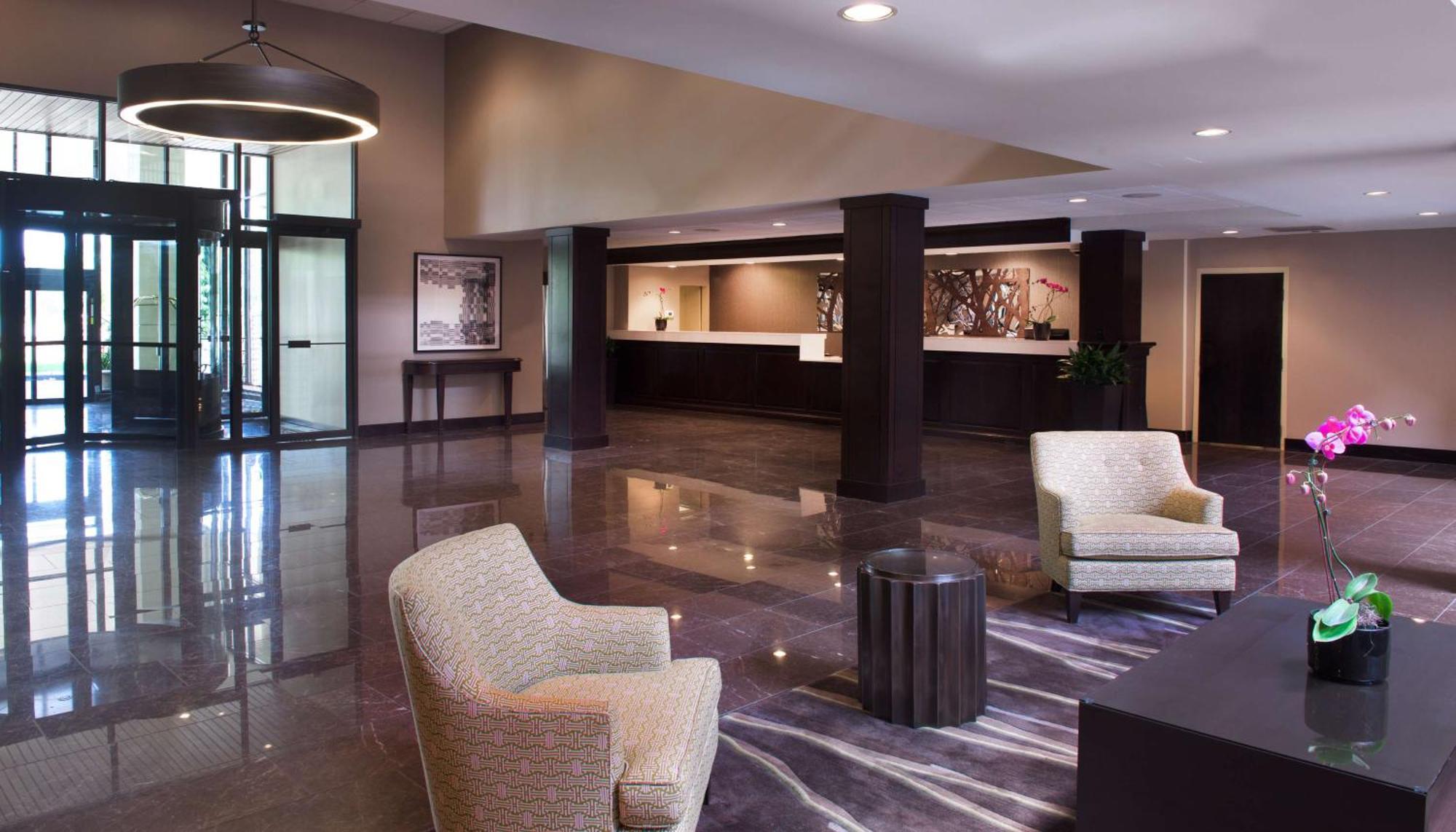Embassy Suites By Hilton Philadelphia Airport Exterior foto