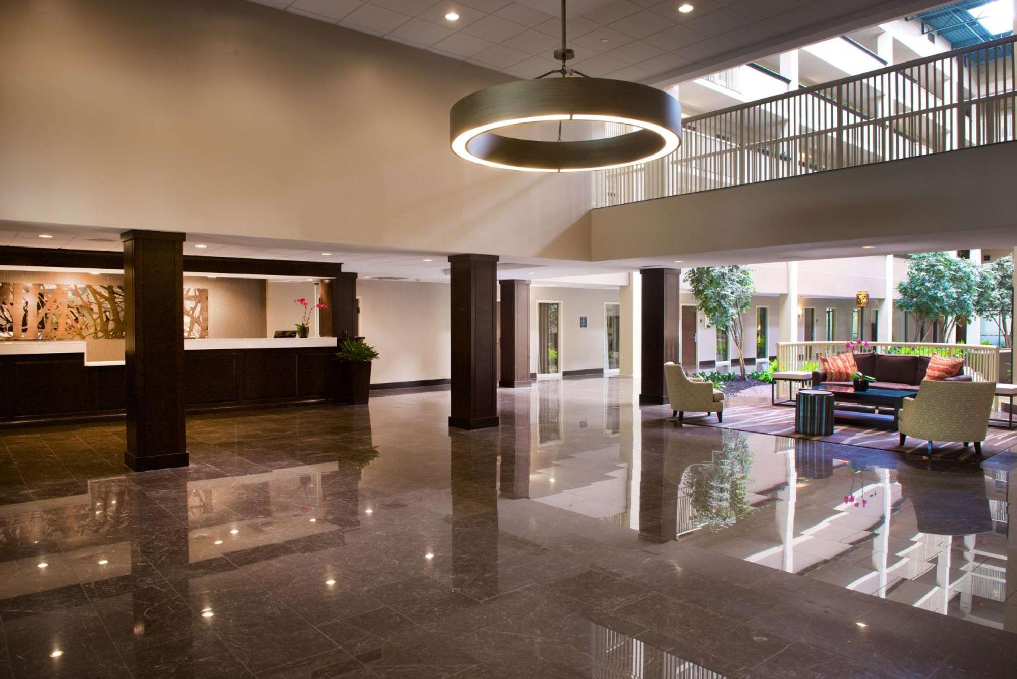 Embassy Suites By Hilton Philadelphia Airport Exterior foto