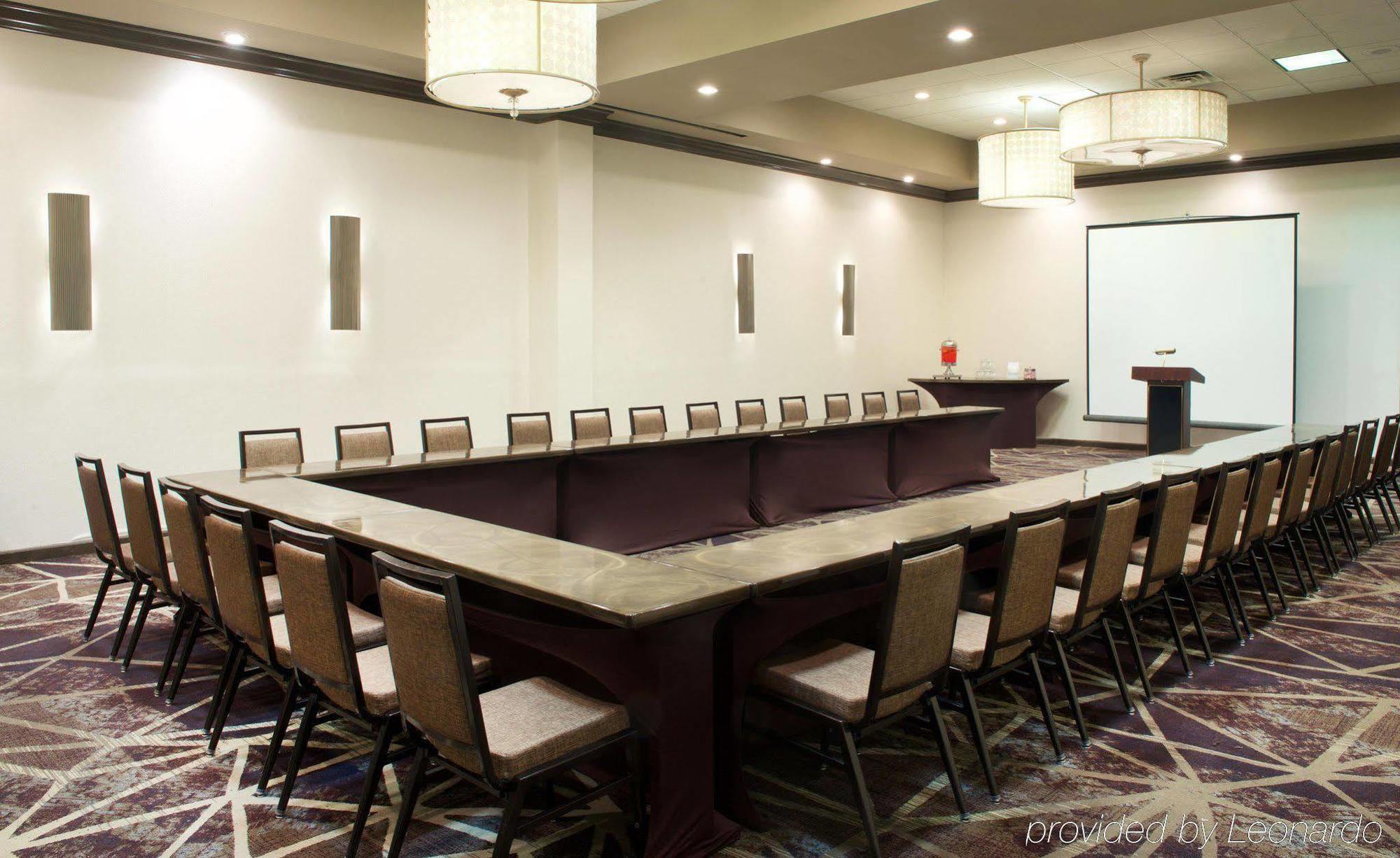 Embassy Suites By Hilton Philadelphia Airport Exterior foto